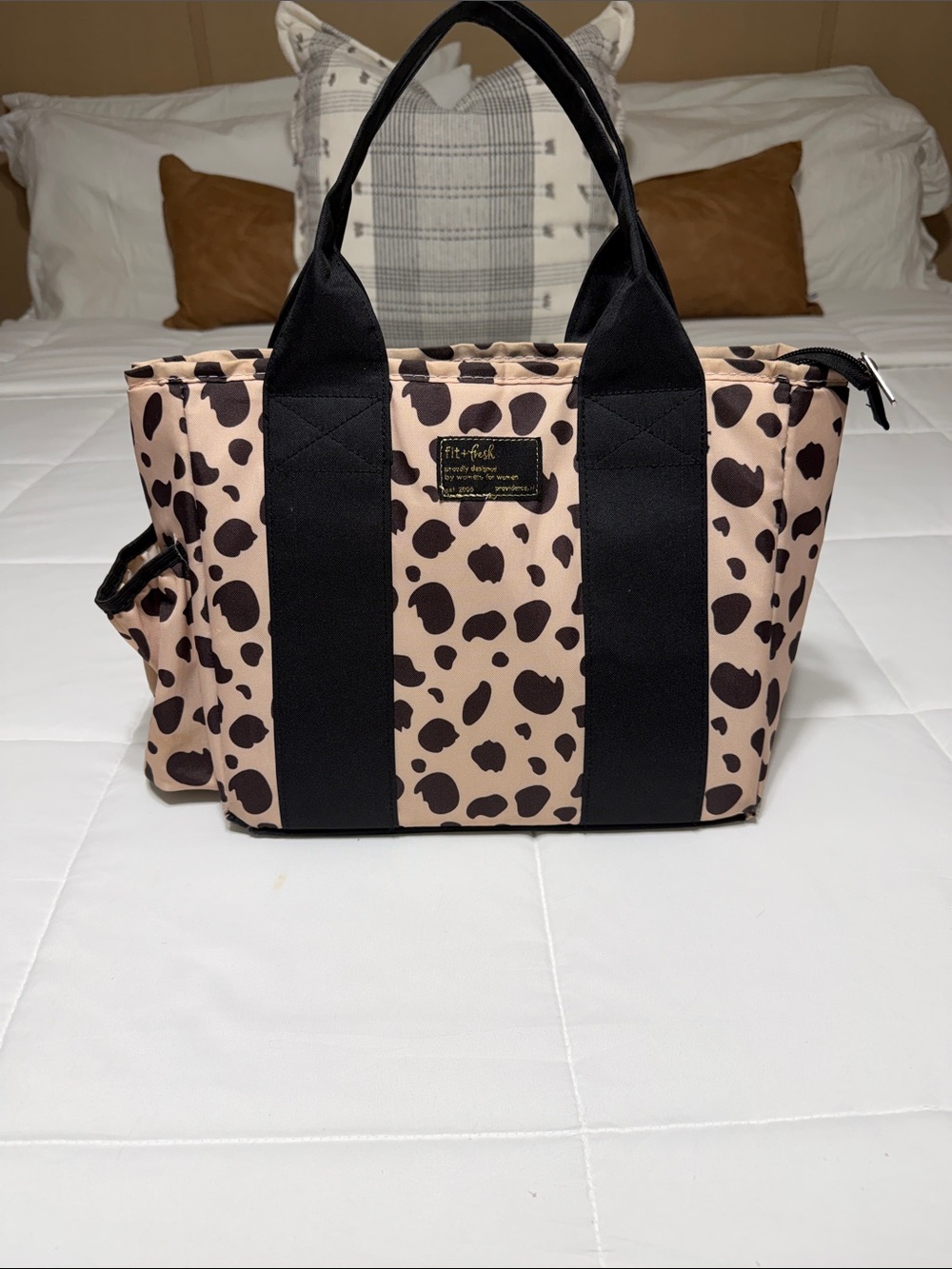 Fit and Fresh Leopard-Print lunch tote in Beige and Black
